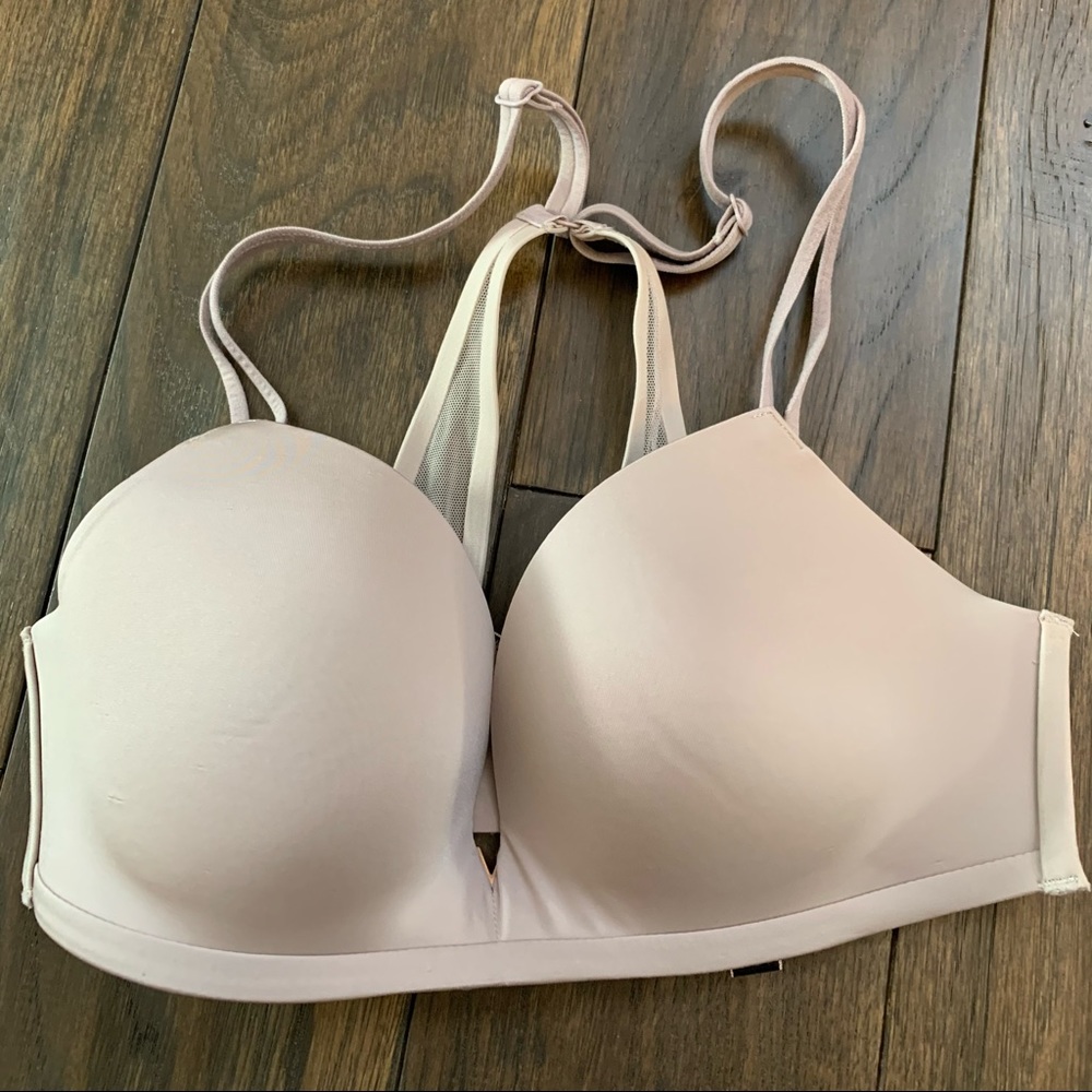 Victoria’s Secret Grey/Lilac Bra